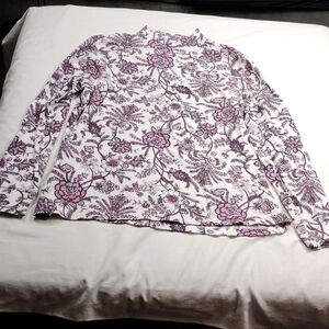 Lands End women's floral turtle neck size large